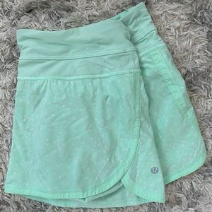Lululemon Speed Up Mid-Rise Lined Shorts